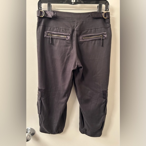 BeBe Vintage Silk Cargo Shorts - Picture 5 of 6